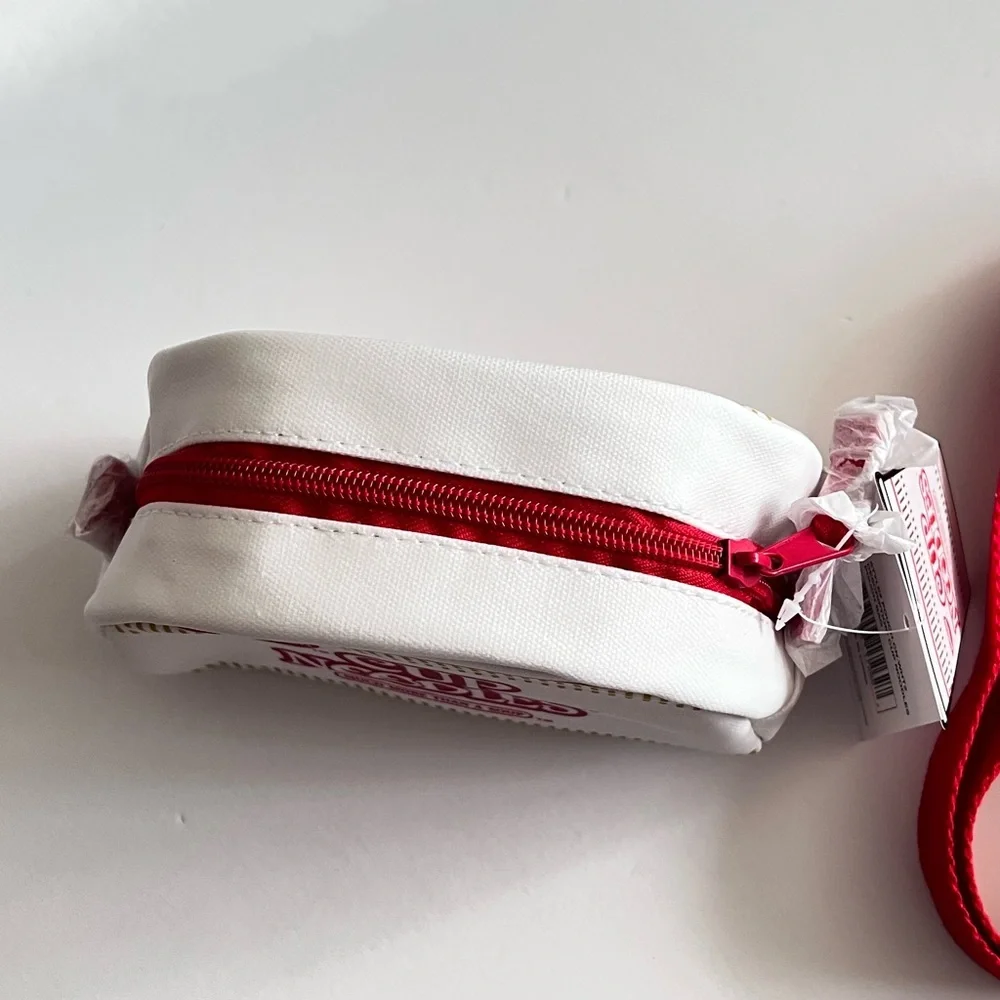 NWT Nissin Cup Noodles White Crossbody Bag & Pouch Set